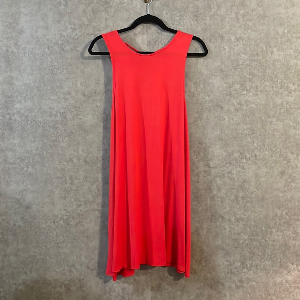 April Spirit Sleeveless Red Crew Neck Tunic Dress